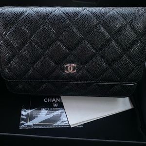 CHANEL wallet on chain/clutch